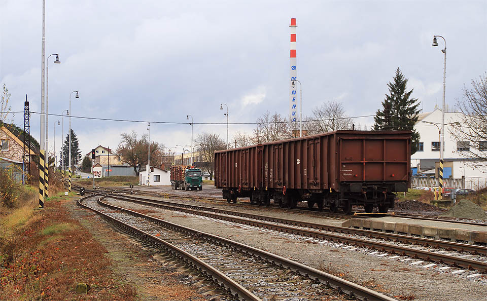 Stanice Boskovice slouží nejen osobní, ale také nákladní dopravě.