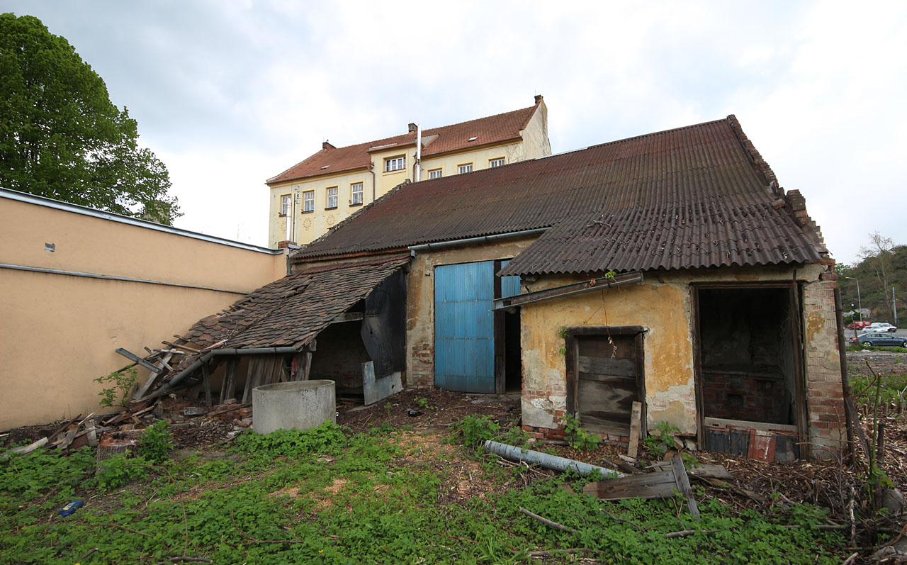 Přílepky u stodoly byly jedněmi z posledních svědků života původních Husovic v okolí Tomkova náměstí, které se má změnit k nepoznání. 