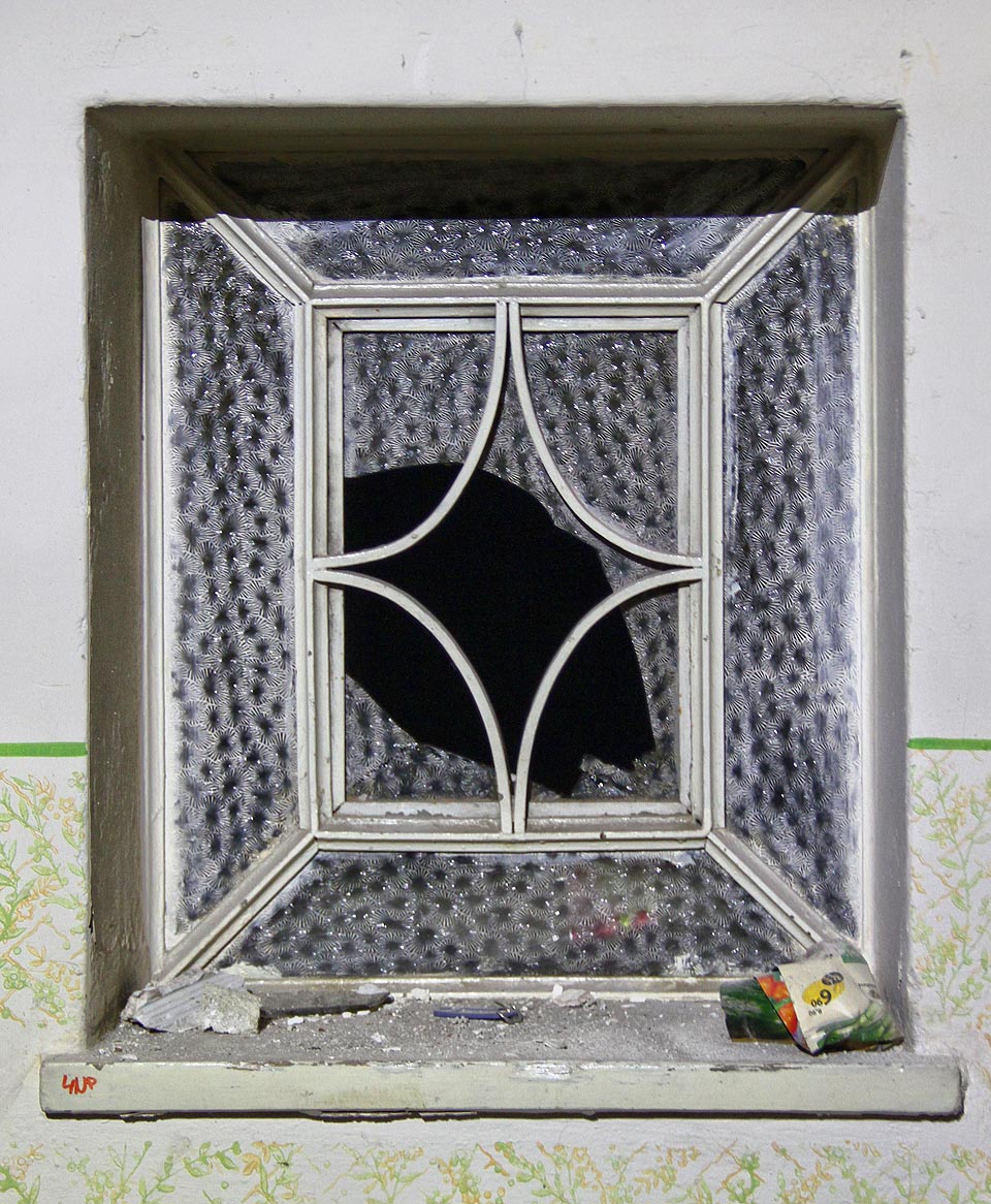 Překypující tvarová rozmanitost se nezapře ani v interiéru.