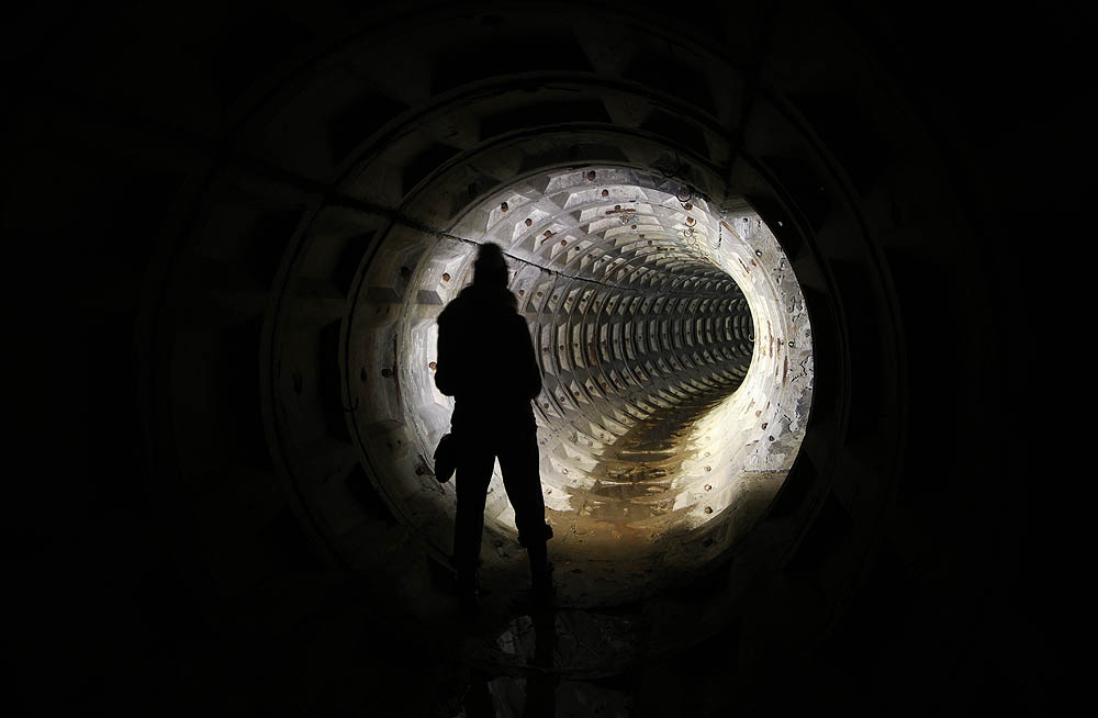 Nebo z Metra 2033 od Dmitrije Gluchovského. Za 15 let se tu možná budou dít věci…