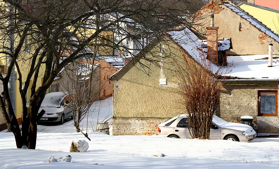 Domky v kolonii jsou neustále upravovány, tak, že kvalitou výrazně převyšují původní nouzová obydlí.