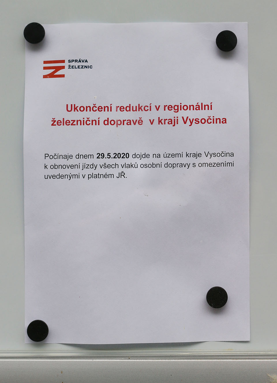 Na jaře 2020 došlo uprostřed pandemie k dočasnému rozvolnění a obnovení vlakových spojů před dalším rušením a omezováním na podzim.