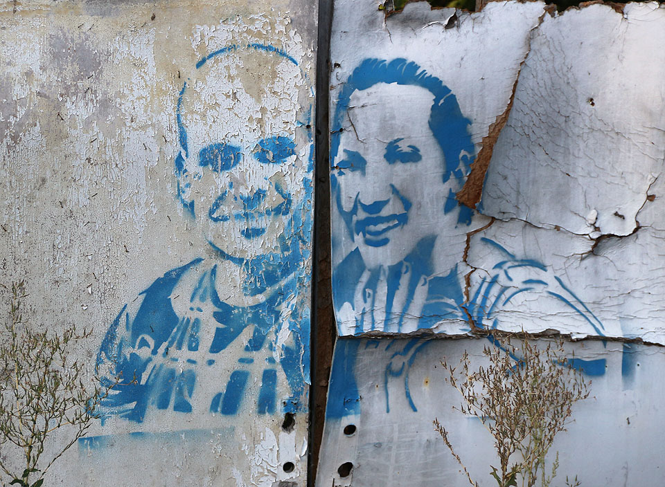 Sprejeři pojali výzdobu takové hradby po svém.