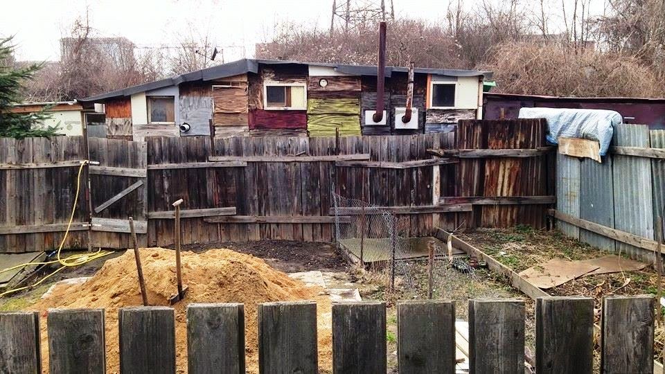 Prkna, která pamatují prezidenta Masaryka a ministra financí Engliše.