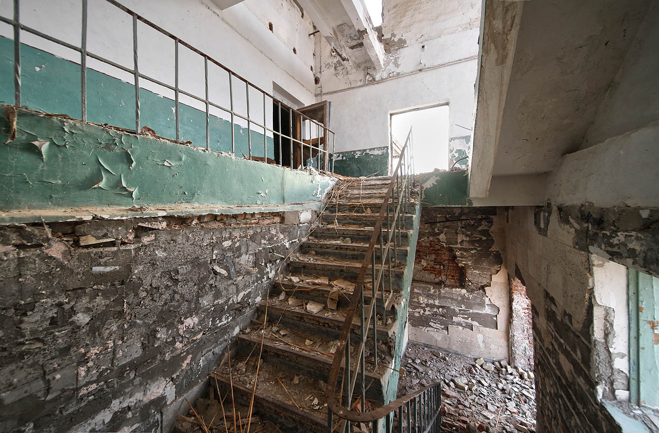 Schodiště sice nemá střechu…