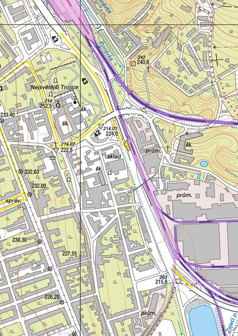 Na konci 20. století se situace radikálně mění. V roce 1962 přestávají přes staré nádraží jezdit osobní vlaky, od roku 1976 je vlečka do Montursdepa mimo provoz, v roce 1993 mizí do podzemí říčka Ponávka a výpravní budova se ocitá uprostřed plánovaného dálničního přivaděče. To se jí také stává osudným.