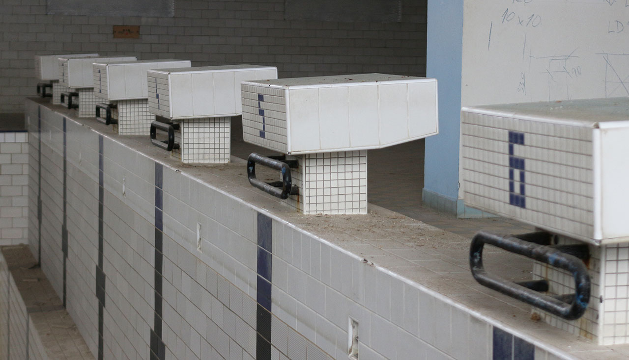 Ze stupňů jsme ve školních letech nikdy neskákali. Teď už by to vlastně ani nešlo.