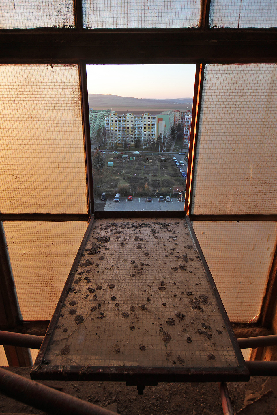 Výhled na sídliště Osvobození. Z téhle výšky ho už brzo uvidí jen ptáci a piloti letadel a dronů.