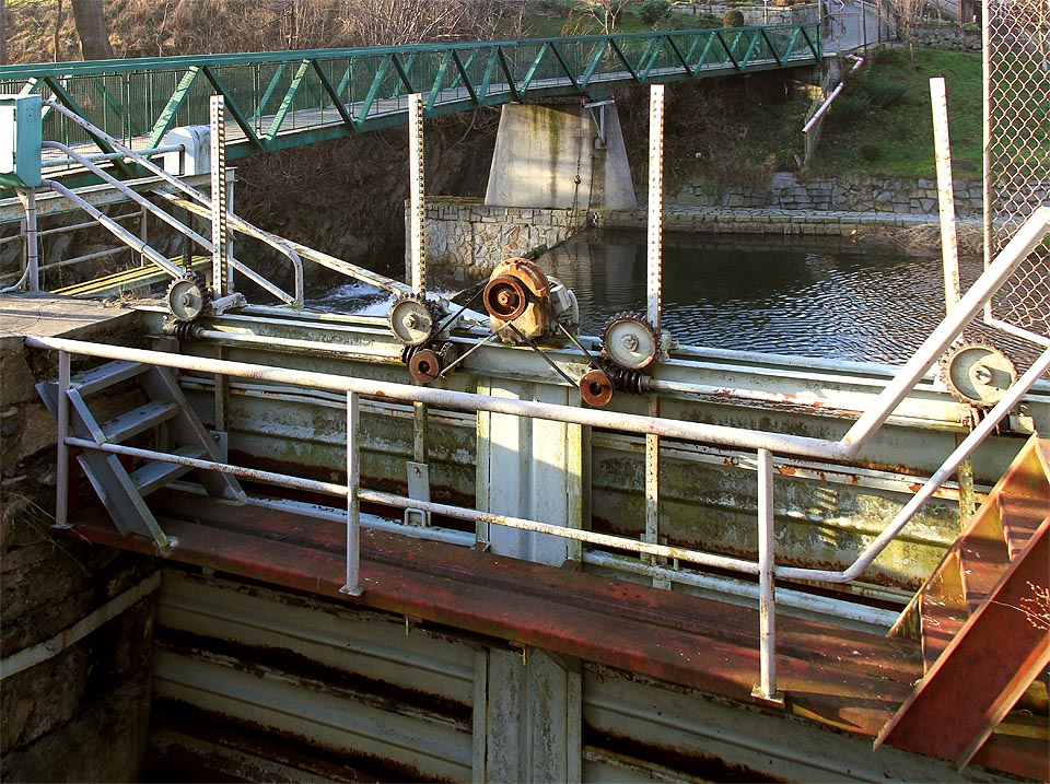 Malá vodní elektrárna Písečná.