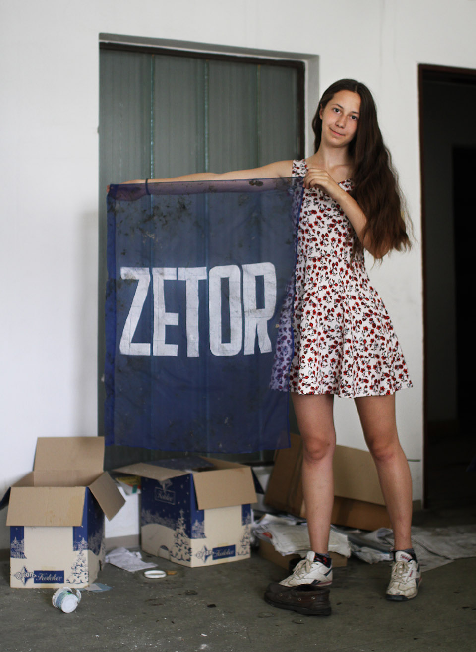 Důkaz pro ty, kteří by snad pochybovali o autenticitě budovy. Ano, ze řekou je sice Zbrojovka, tady je ovšem Zetor. Důkaz pro ty, kteří by snad pochybovali o autenticitě budovy. Ano, ze řekou je sice Zbrojovka, tady je ovšem Zetor.