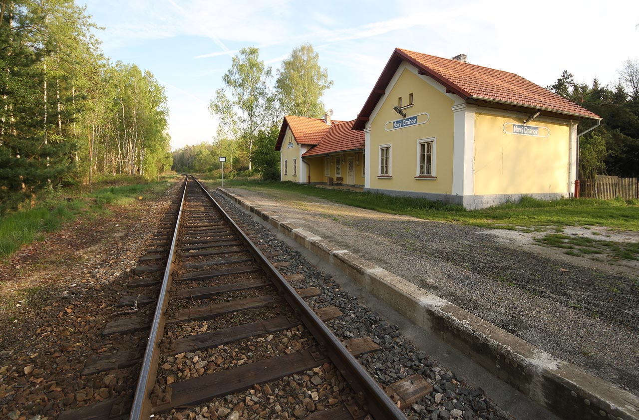 Nový Drahov (nákl a žzast)