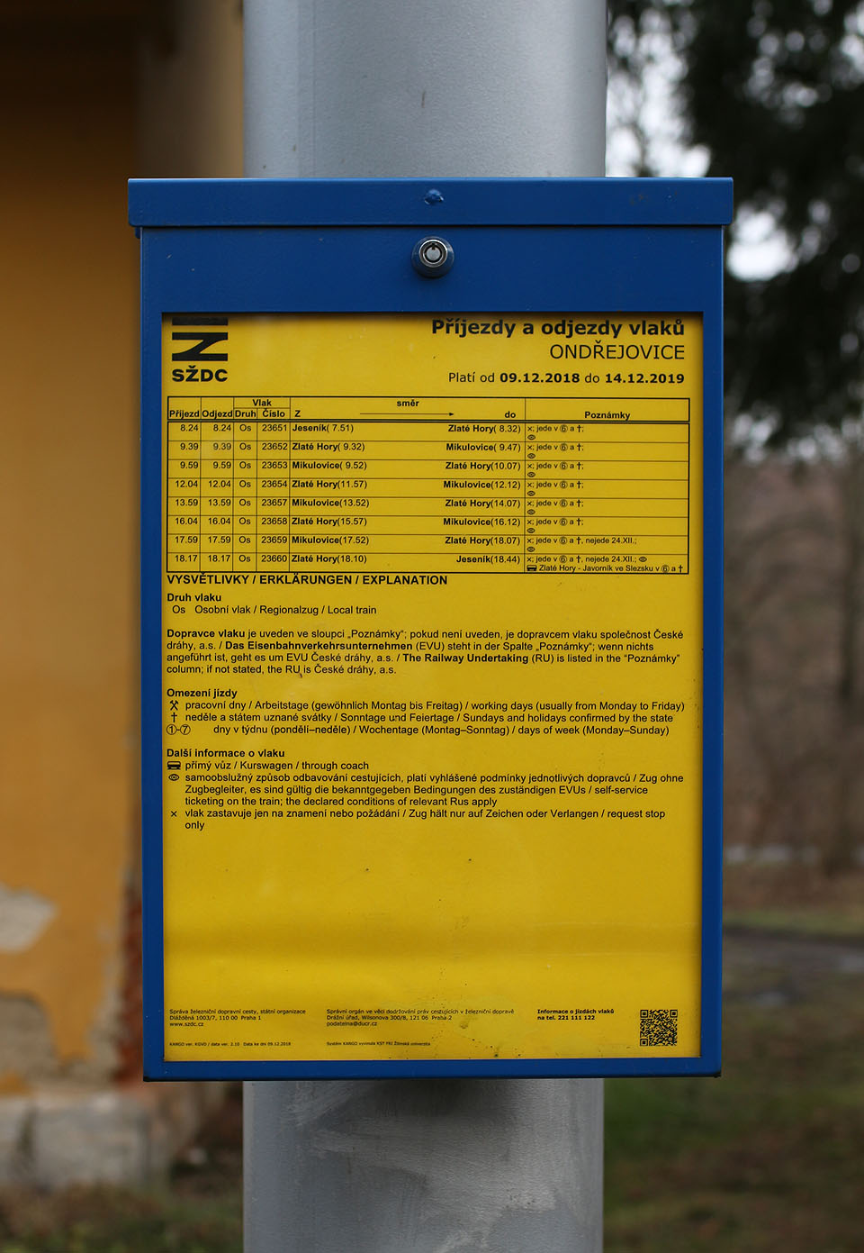 Od prosince 2012 jezdí na trati vlaky už pouze o víkendu. V roce 2019 šlo o čtyři páry vlaků, na Štědrý den dokonce jen tři.