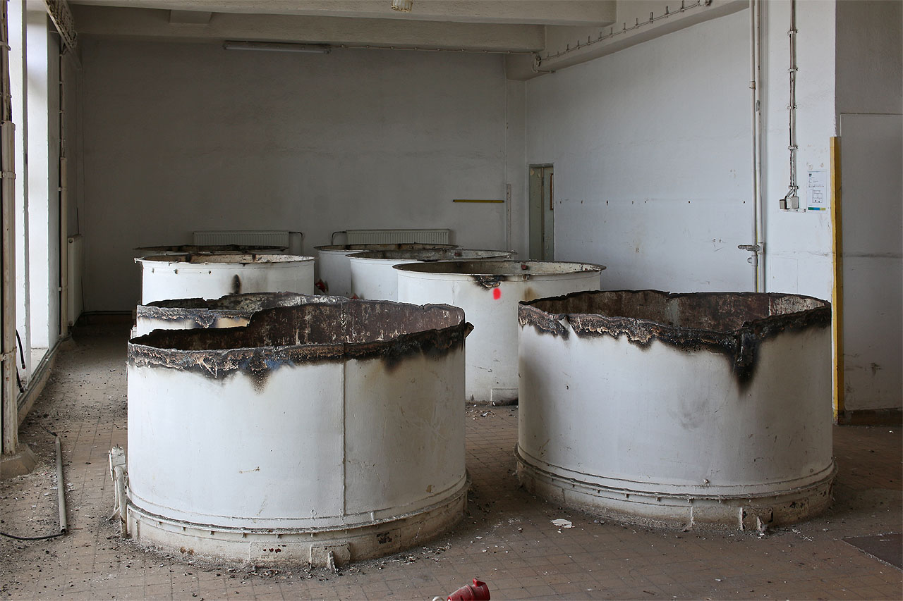 Tady asi řádil legendární pán s autogenem v nějakém bolestném deliriu.