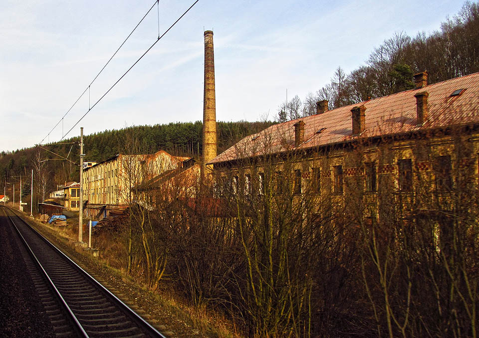 Ráčkova přádelna Rozhraní