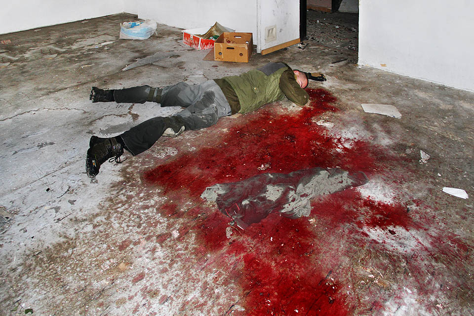 Návštěva místa jako je opuštěná raketová základna, může na člověku zanechat následky. Psychické nebo i horší…