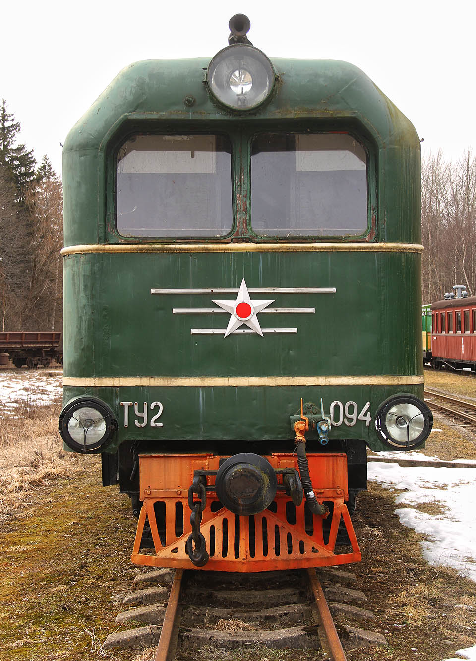 Lokomotivy řady ТУ2 jsou tak škaredé, až jsou vlastně krásné.