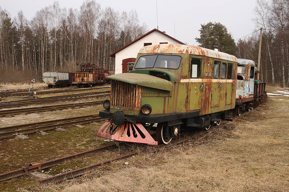Mezi další zajímavé kousky patří motorová drezína ПД1 neznámého výrobního čísla (možná 3?).