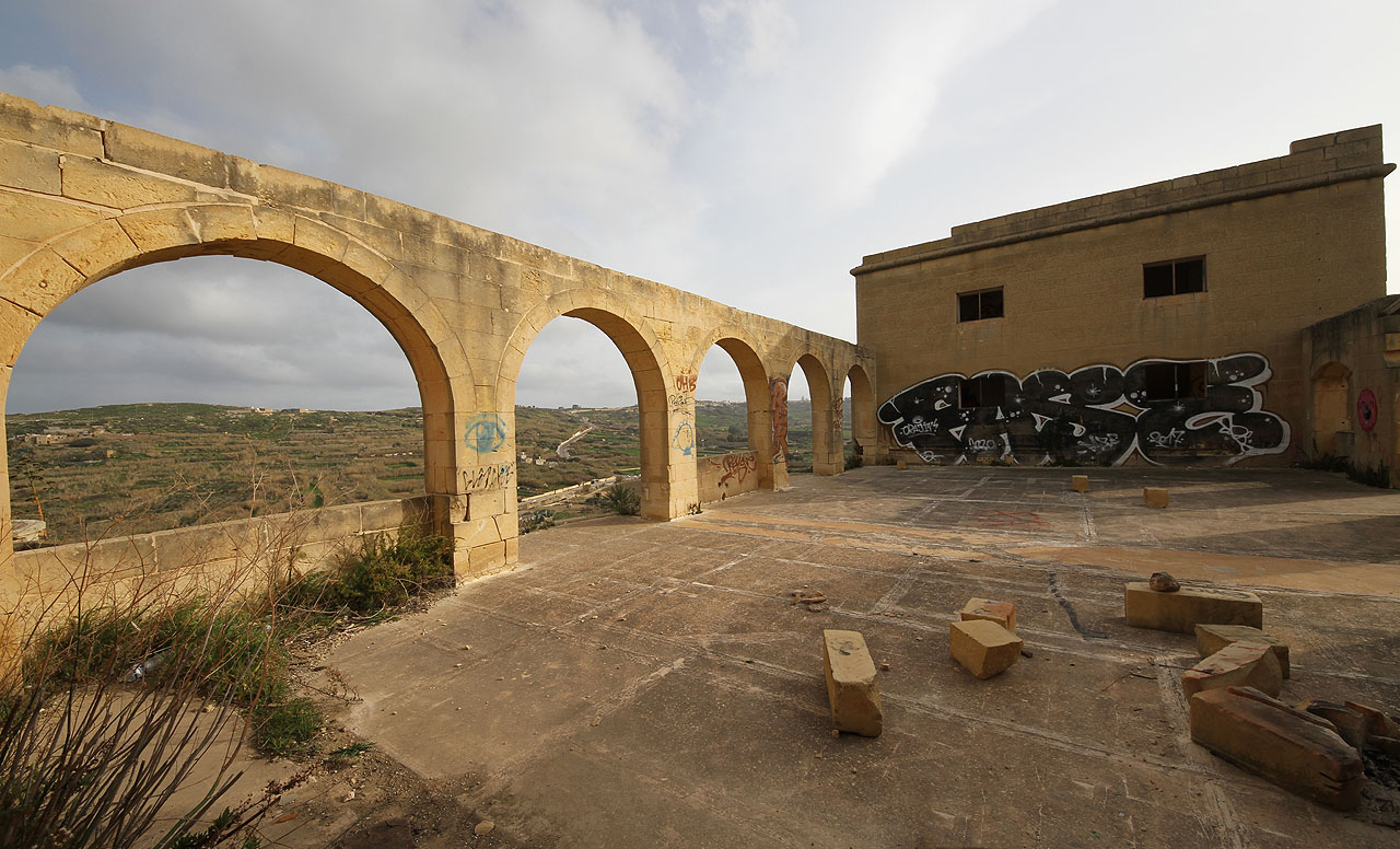 Je to tu passé. Maltsky pase.