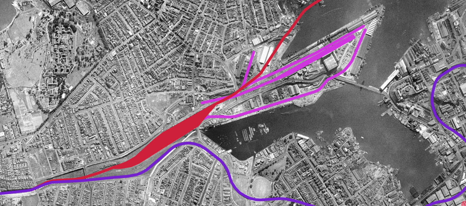Letecký snímek stanice Rozelle Yard z roku 1943, kdy byla v největším provozním zatížení.