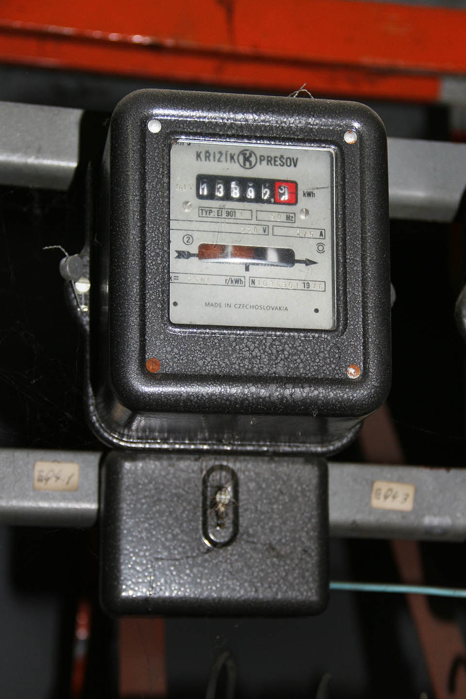 Část jich pochází z československé firmy Křižík. Paradoxně sídlila v Prešově, kde, jak známo, se písmeno Ř obvykle nepoužívá.