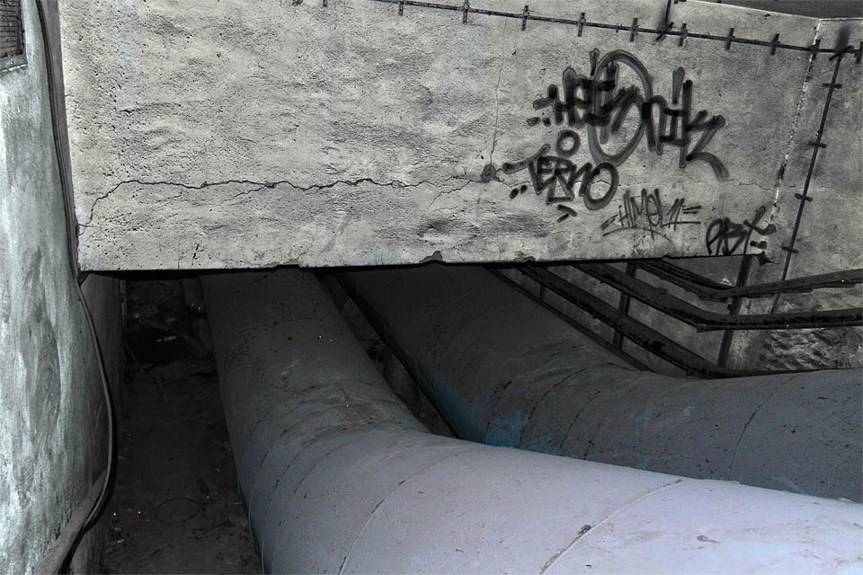 Takto vypadalo v roce 2015 schodiště, po kterém o půl století dříve mířily davy výletníků na Hády.