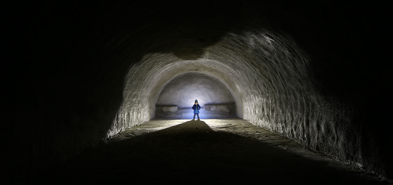 Po staletí lákají podzemní labyrinty na Hlinkách pátrače všech věků, aby odhalili jejich tajemství.