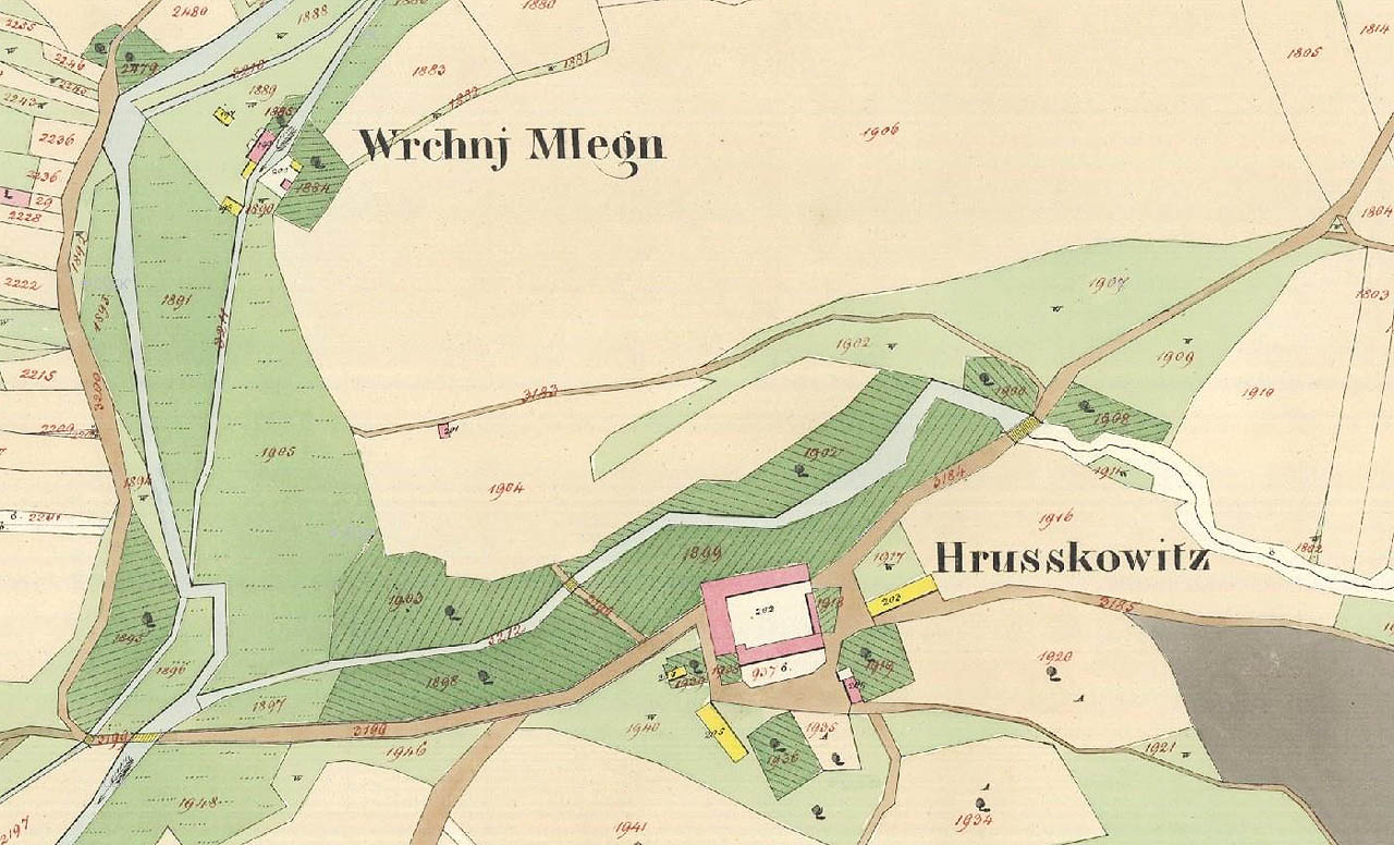 Na mapě císařského katastru z roku 1827 je již statek víceméně ve své současné půdorysné podobě.