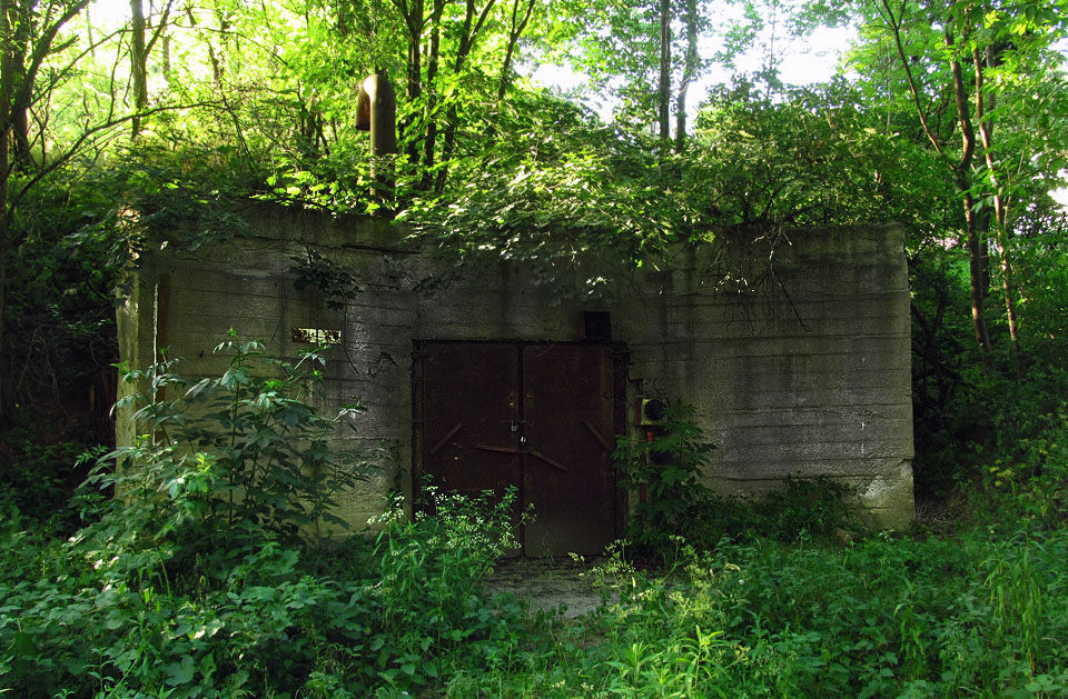 Vstup do štoly 88 je dobře zabezpečen proti vniknutí.