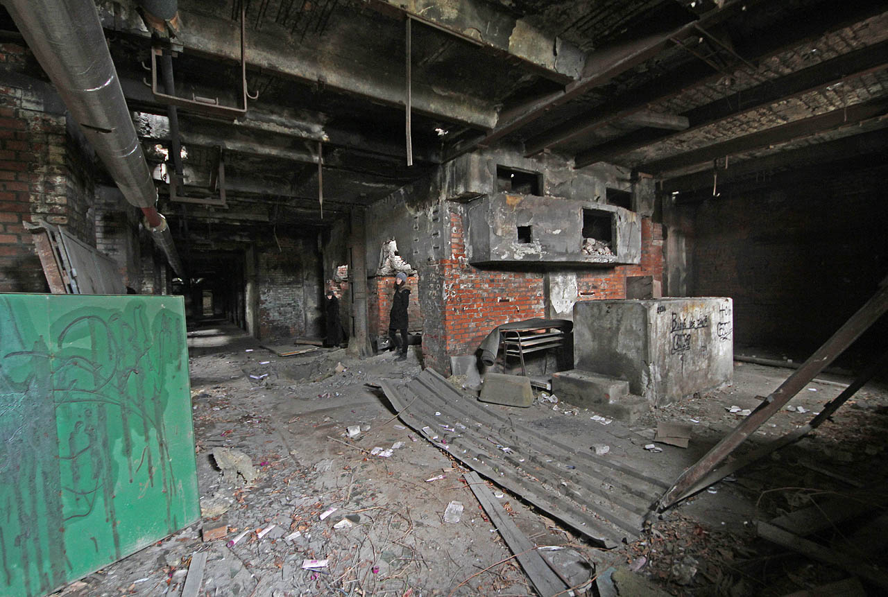 Elektrárna, která prošla několika rozšířeními, přístavbami a přestavbami, je po částečné dekonstrukci složitou změtí zařízení z různých dob. I pro odborníky je občas obtížné rozpoznat, kde se nacházely kotle, kudy vedl kouř a kudy pára.