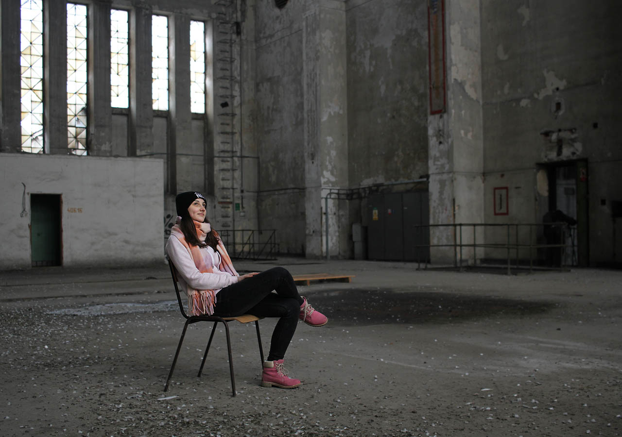 Ani jako industriální ateliér by to tu nemuselo být marné.