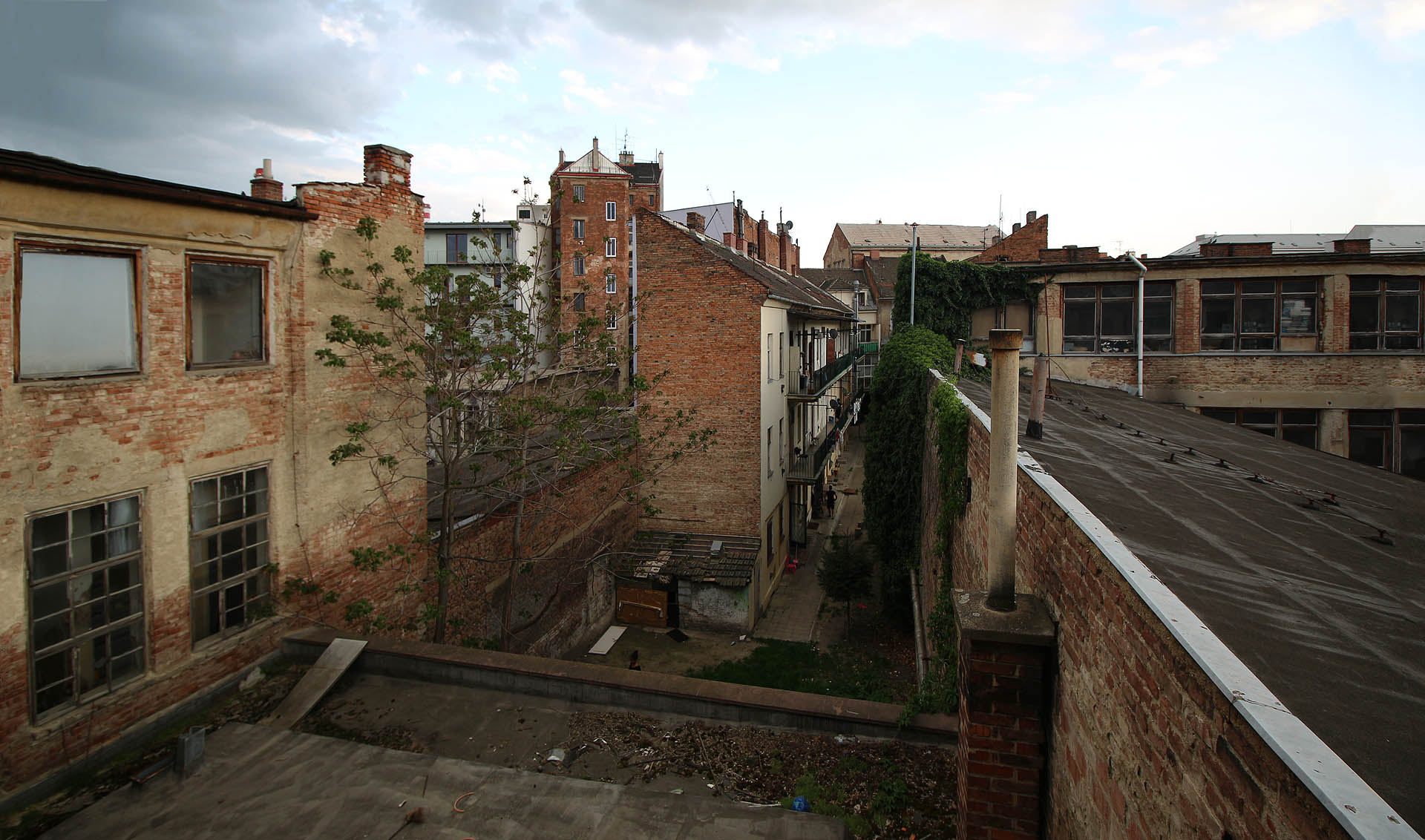 Sbohem tiskárno, sbohem dvorky, sbohem Dolní Cejle.