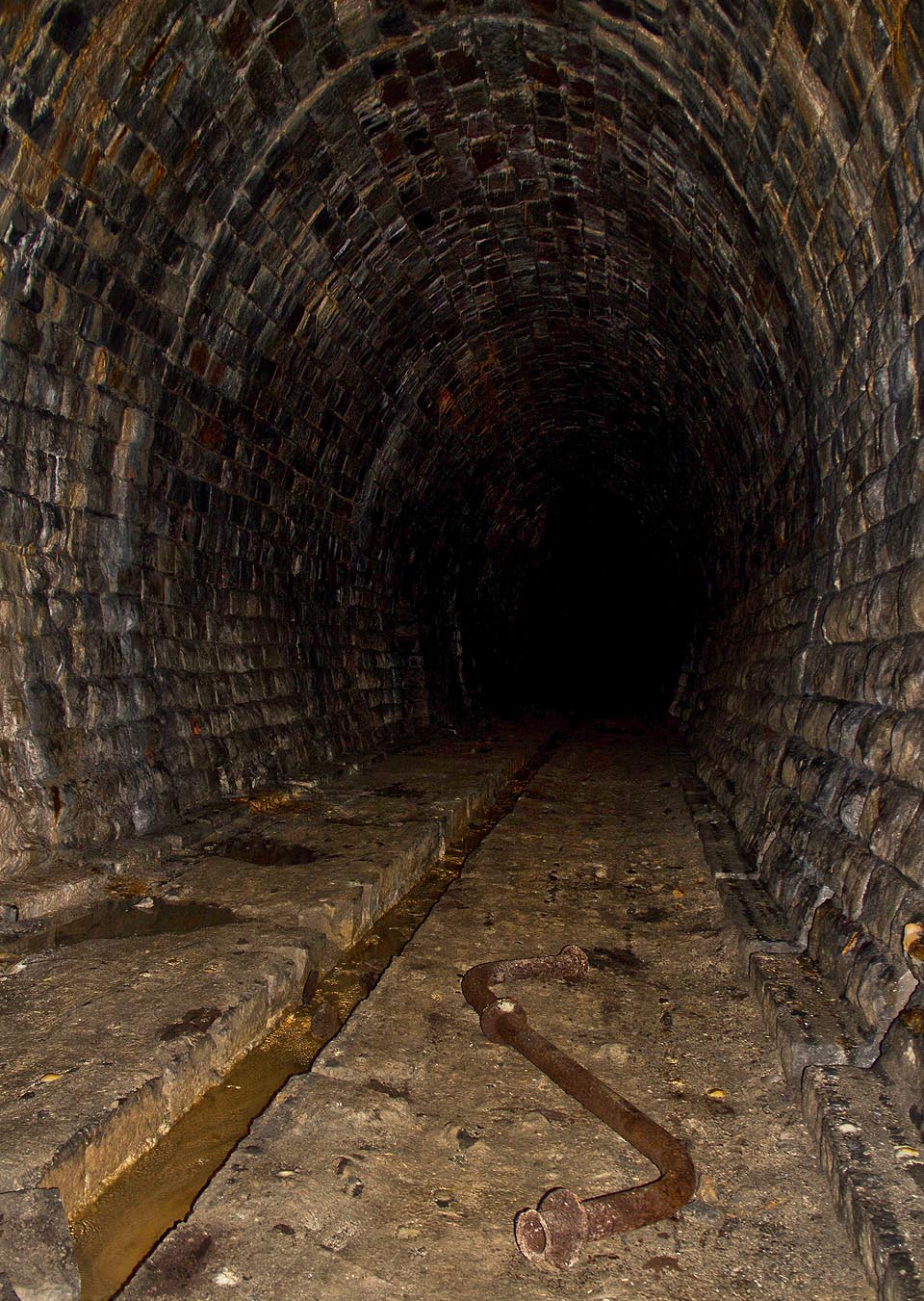 Tunel pod Dielikom. Tunel pod Dielikom.