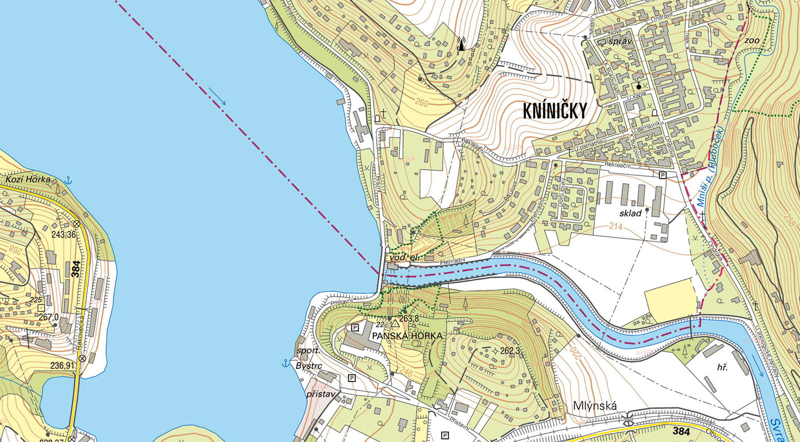 Pohled na totéž území v roce 2017. Areál zamýšlený pro výstavbu úpravny vod je z větší části stále nezastavěný, na severu se rozkládá území skladišť a rodinných domů v nově vybudovaných Kníničkách (původní obec Kníničky byla zatopena přehradním jezerem - nacházela se při pohledu proti proudu za hrází vpravo).