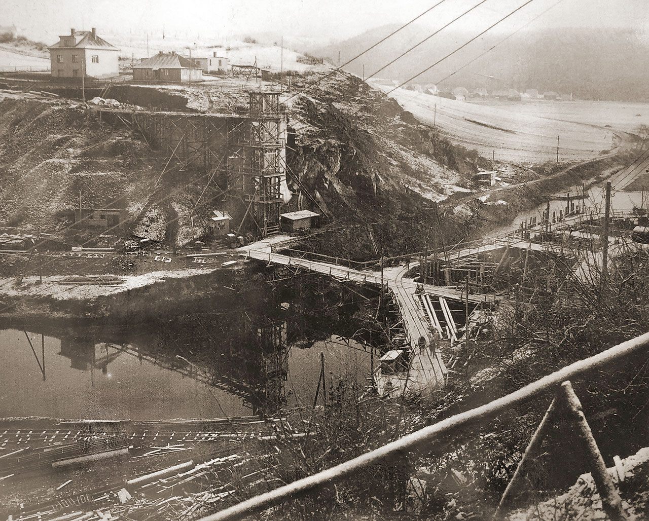 Úzkokolejka na stavbě Kníničské přehrady