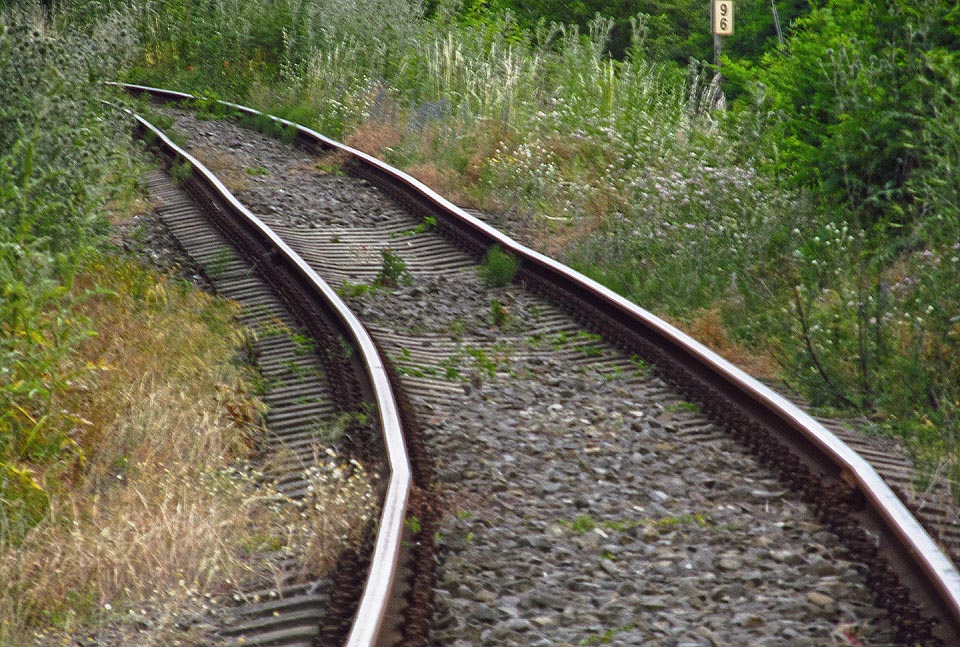V roce 2014 vlečka trpí podudržovaností, která se projevuje na několika místech propady kolejového spodku.