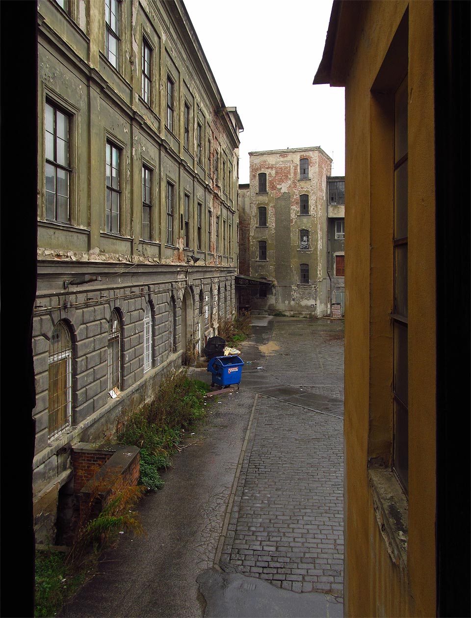 Pohled na Bochnerův palác z vnitřní strany. Pohled na Bochnerův palác z vnitřní strany.
