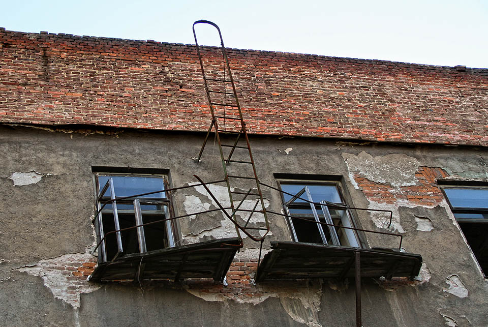 Některé cesty slouží pouze těm nejodvážnějším… Některé cesty slouží pouze těm nejodvážnějším…