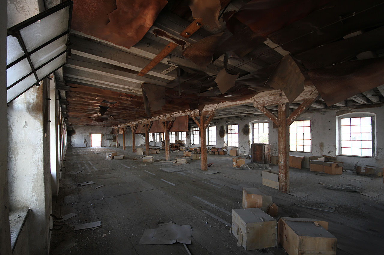 Čtrvrté podlaží jako by z oka vypadlo druhému, třetímu i pátému.