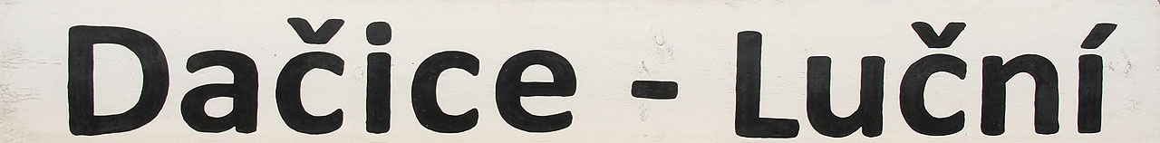 Na statku se nachází „stanice“ Dačice-Luční. Protože ale úzkokolejka není drahou v pravém slova smyslu, i termín stanice uvádíme jen v uvozovkách.