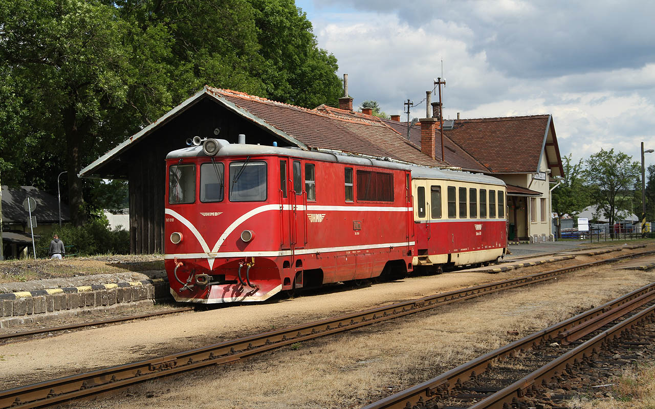 Železniční trať Jindřichův Hradec – Obrataň